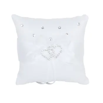 Белая подушка для обручального кольца с двойным сердечком из горного хрусталя