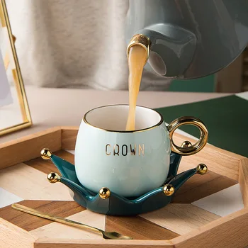 Кофейная чашка в короне скандинавской творческой личности с блюдцем, роскошные керамические чайные чашки, набор посуды с блюдцем, подарок на день рождения, свадьба