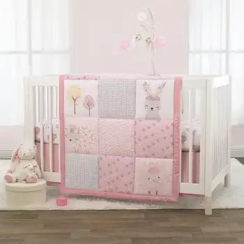 Фермерский шик - Комплект постельного белья для детской кроватки Little Lambs розового, серого и белого цветов из 3 предметов-одеяло, простыня для кроватки, защита от пыли